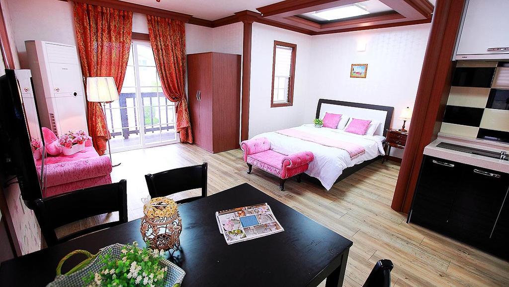 Jijunghae Pension 慶州市 エクステリア 写真